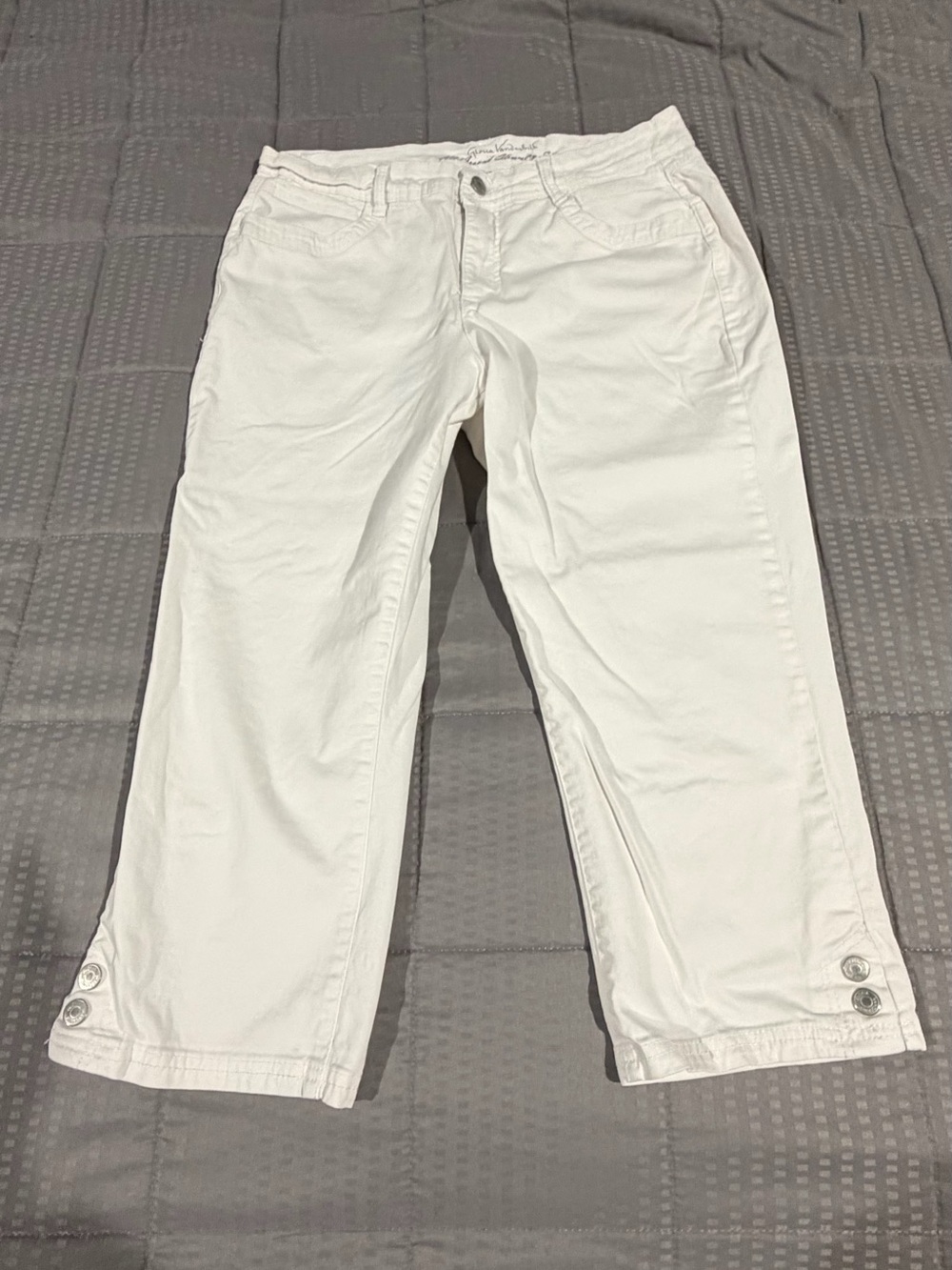 Gloria Vanderbilt White Women’s Cropped Chinos